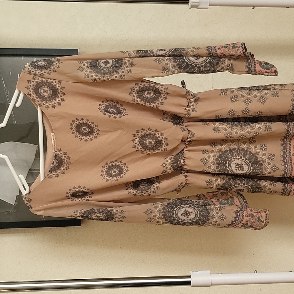 A'gaci bell sleeved dress